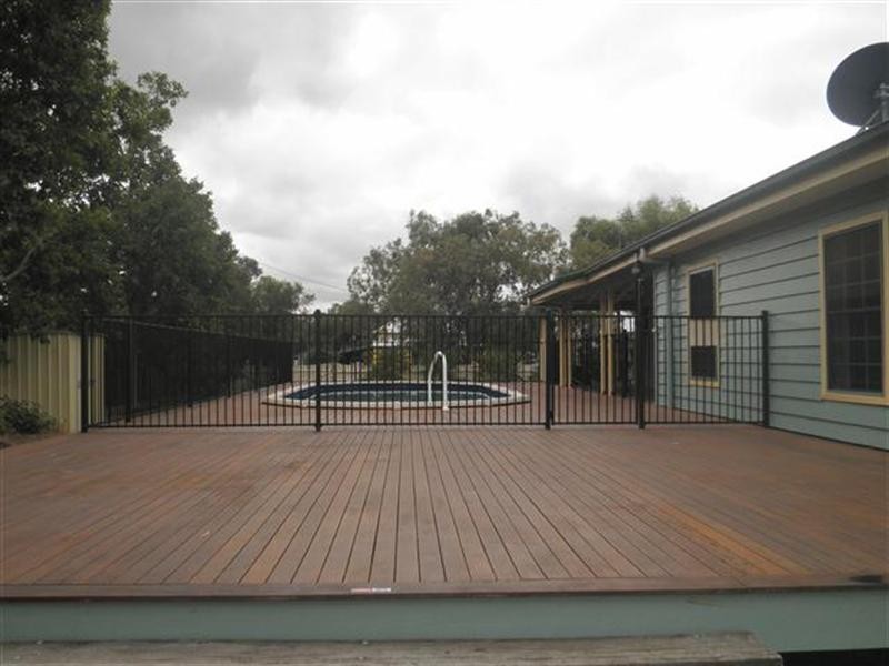 22-24 Conlan Street, Roma QLD 4455