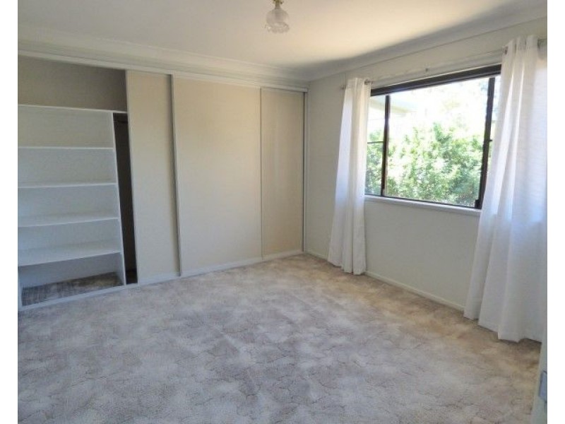 24 Derry Street, Roma QLD 4455