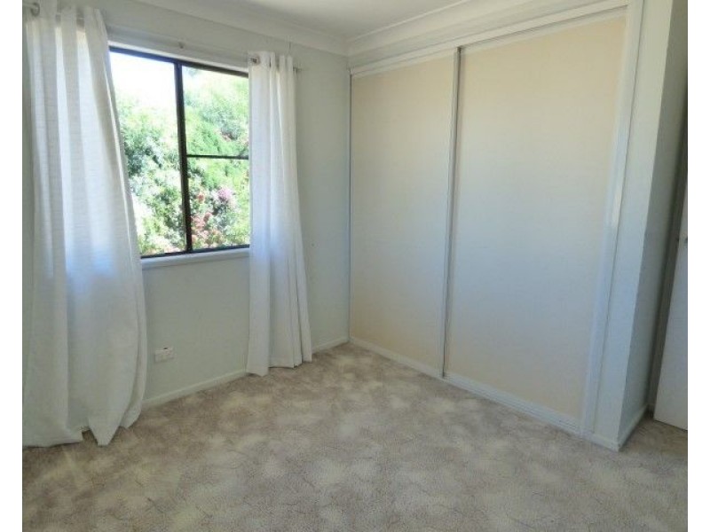 24 Derry Street, Roma QLD 4455