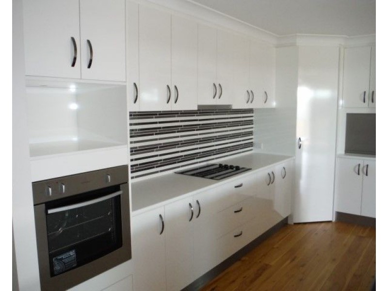 10 Beetson Drive, Roma QLD 4455