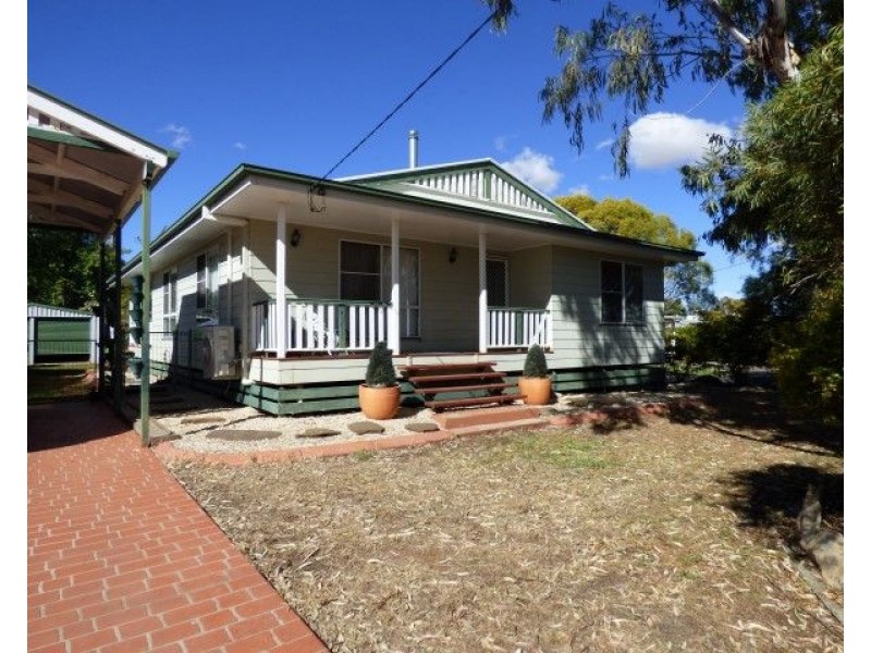 13 Rosedale Close, Roma QLD 4455