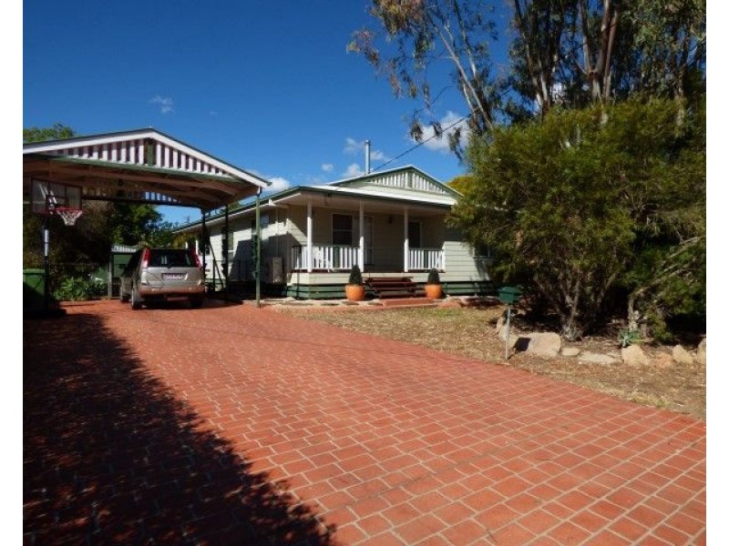 13 Rosedale Close, Roma QLD 4455