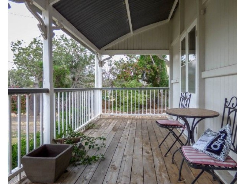 127 Arthur Street, Roma QLD 4455