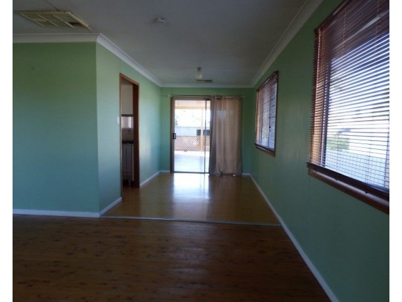 117 Miscamble Street, Roma QLD 4455