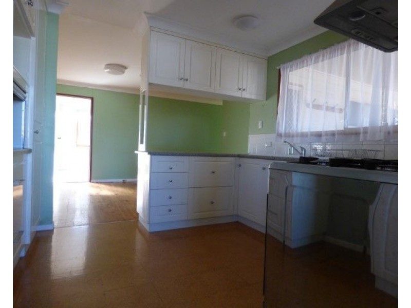 117 Miscamble Street, Roma QLD 4455