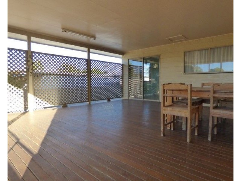 117 Miscamble Street, Roma QLD 4455