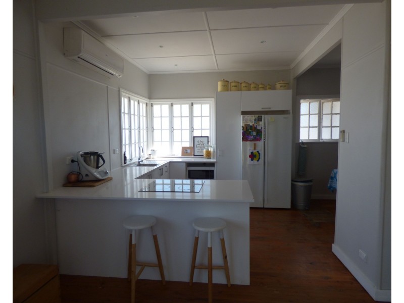 7 McEwan Street, Roma QLD 4455