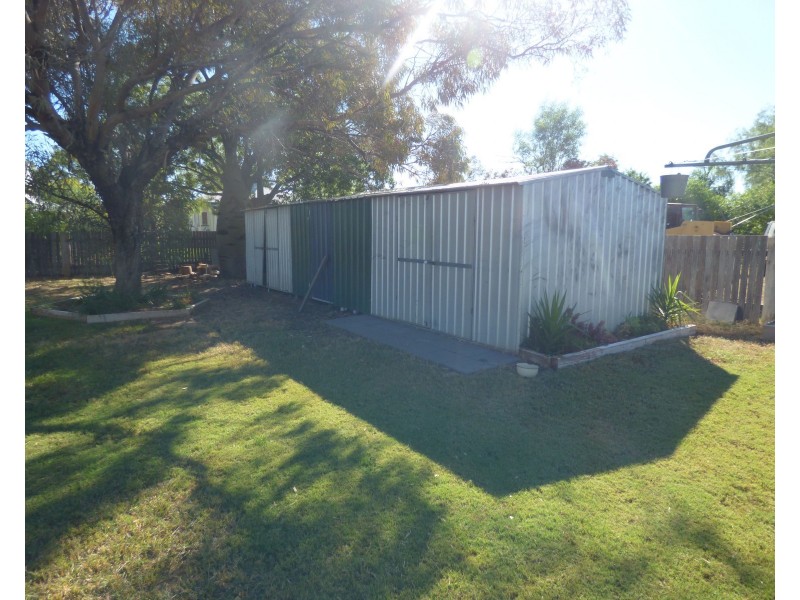 7 McEwan Street, Roma QLD 4455