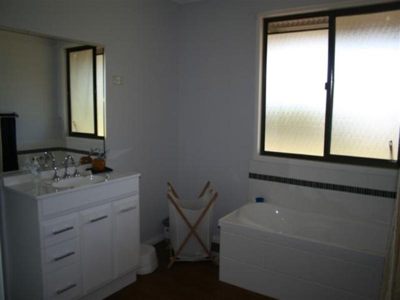 NOBBY PARK 68 MINKA Road, Roma QLD 4455