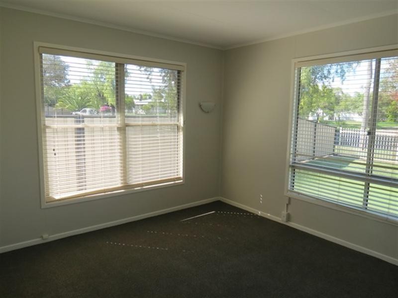 9 Borland Street, Roma QLD 4455