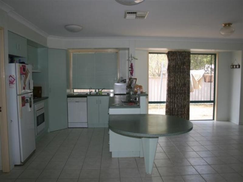 23 Madison Terrace, Roma QLD 4455
