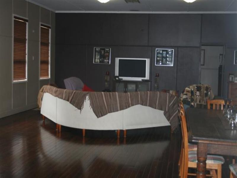 27 Lovell Street, Roma QLD 4455