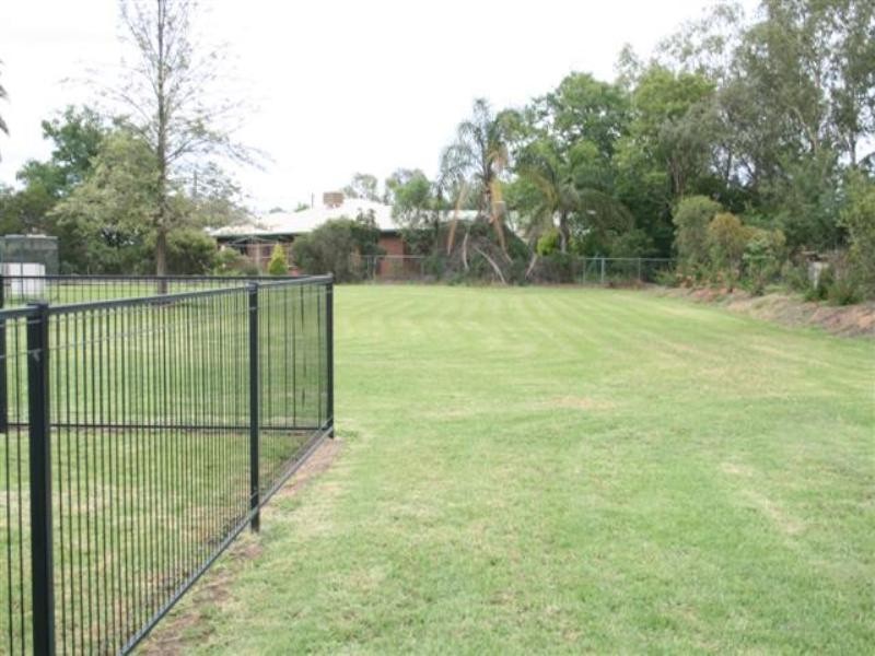 27 Lovell Street, Roma QLD 4455