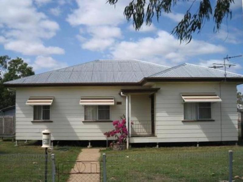 26 Twine Street, Roma QLD 4455