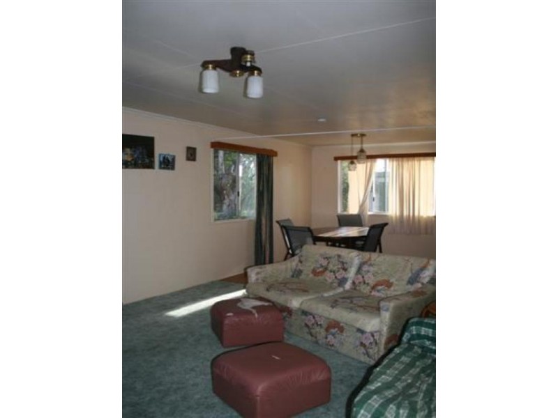 122 Northern Road, Roma QLD 4455