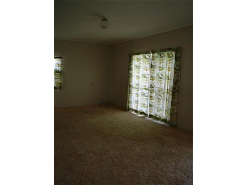 26 Luff Street, Roma QLD 4455