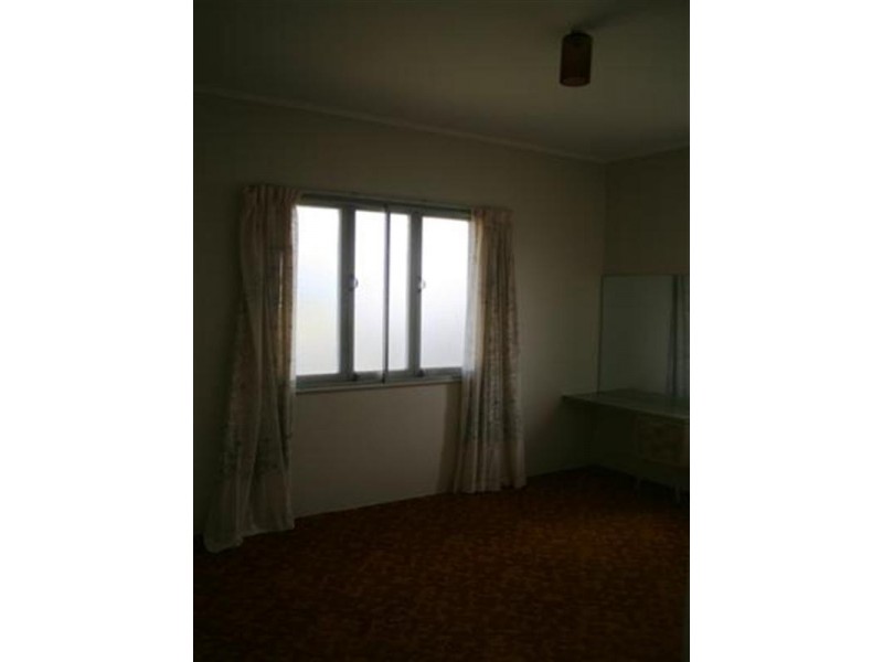 26 Luff Street, Roma QLD 4455