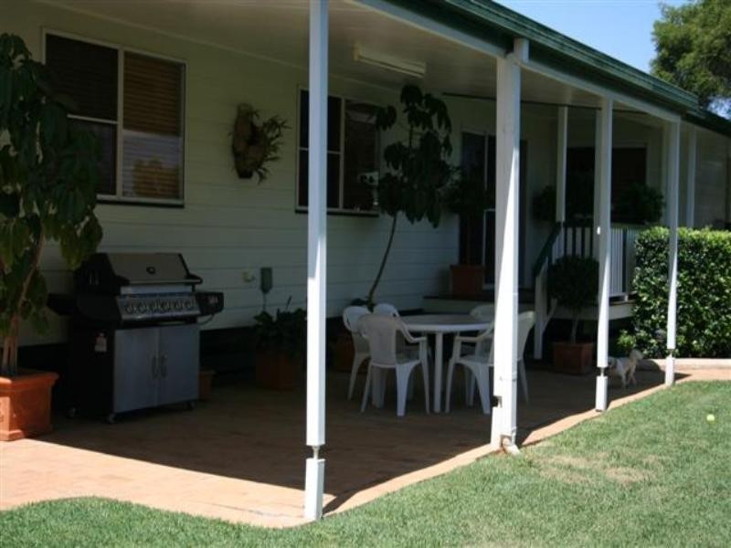 5 Rosedale Close, Roma QLD 4455