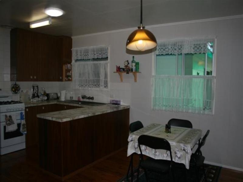 13 Elmer Street, Roma QLD 4455