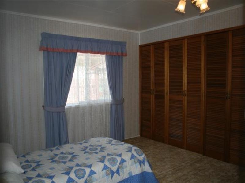 13 Elmer Street, Roma QLD 4455