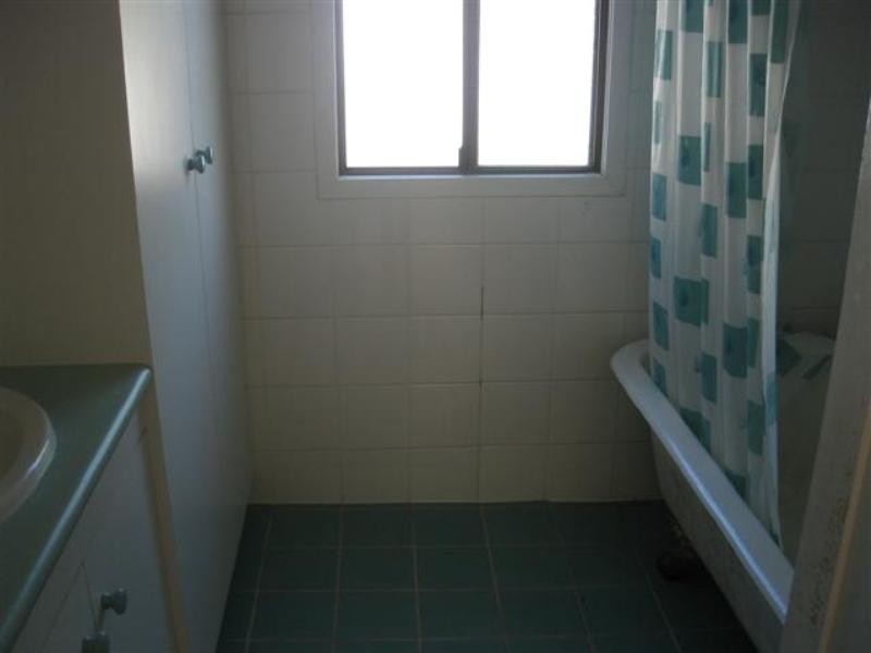 18 May Street, Roma QLD 4455
