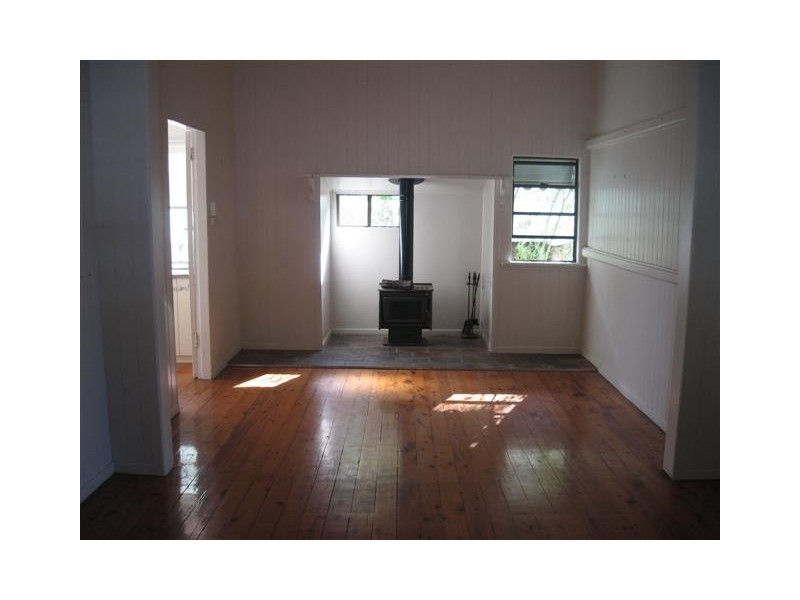 18 May Street, Roma QLD 4455