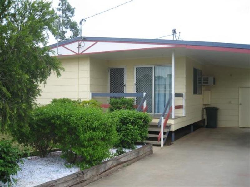 19 Chrystal Street, Roma QLD 4455