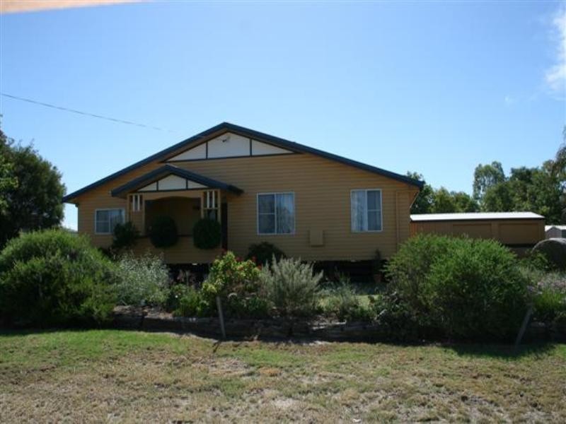 37 Spencer Street, Roma QLD 4455