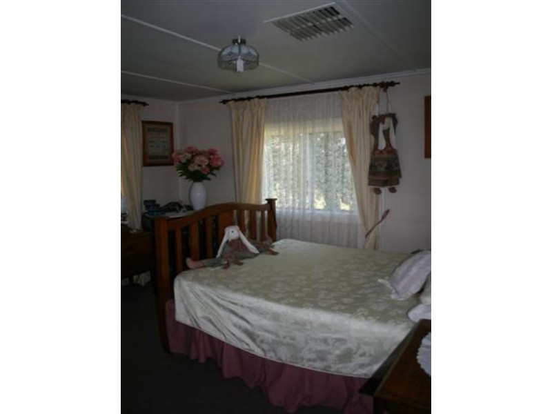 37 Spencer Street, Roma QLD 4455