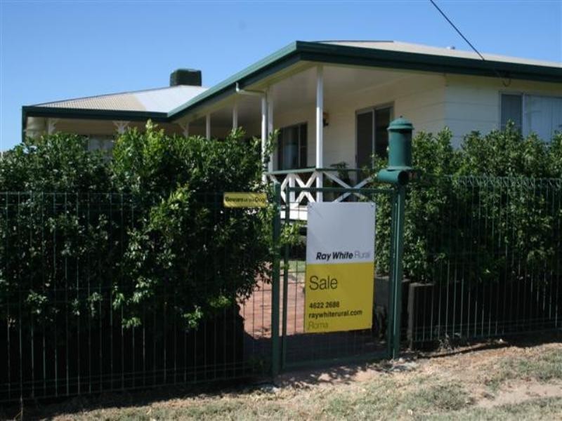 84 BOWEN Street, Roma QLD 4455