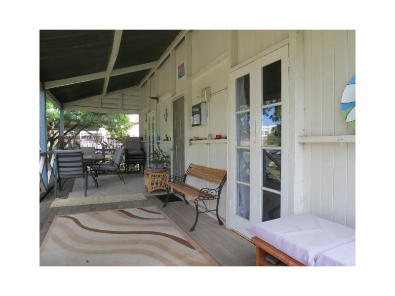 25 Station Street, Roma QLD 4455