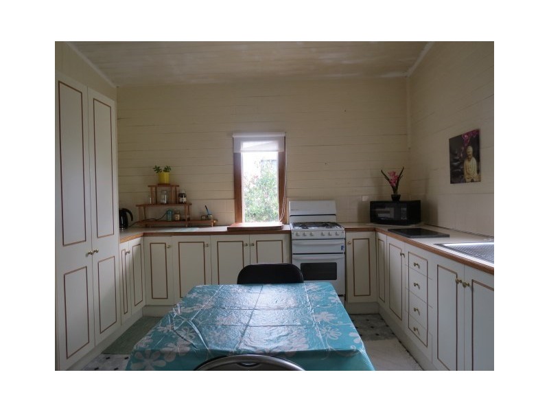 25 Station Street, Roma QLD 4455