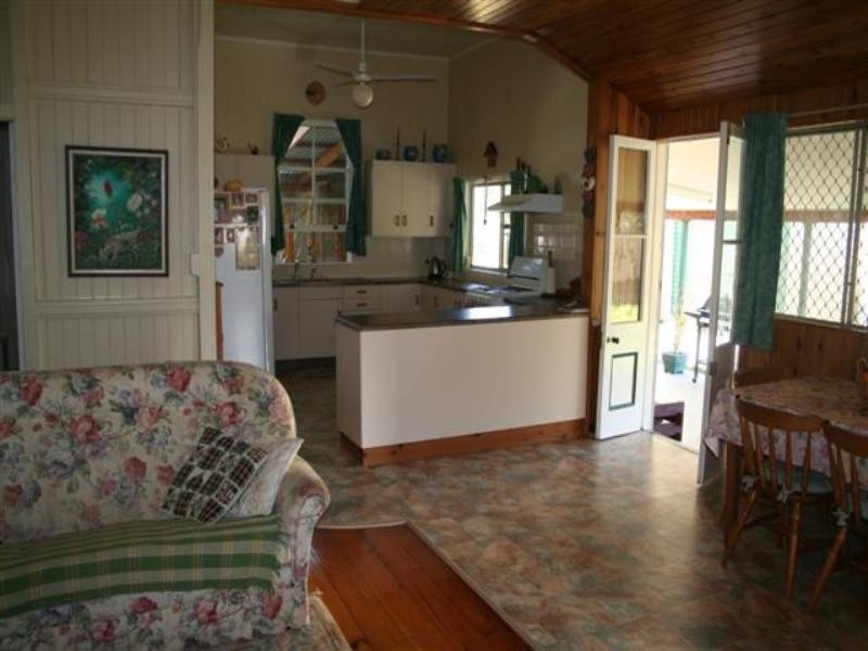 31 William Street, Roma QLD 4455