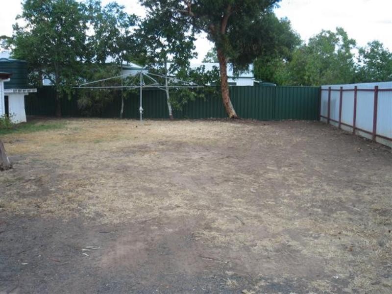 18 Russell Street, Roma QLD 4455