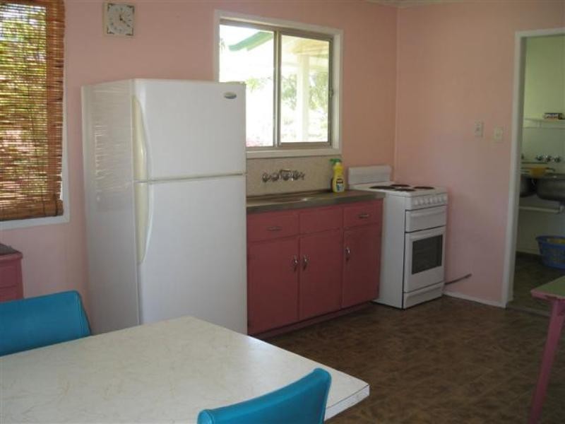 15 South Street, Roma QLD 4455