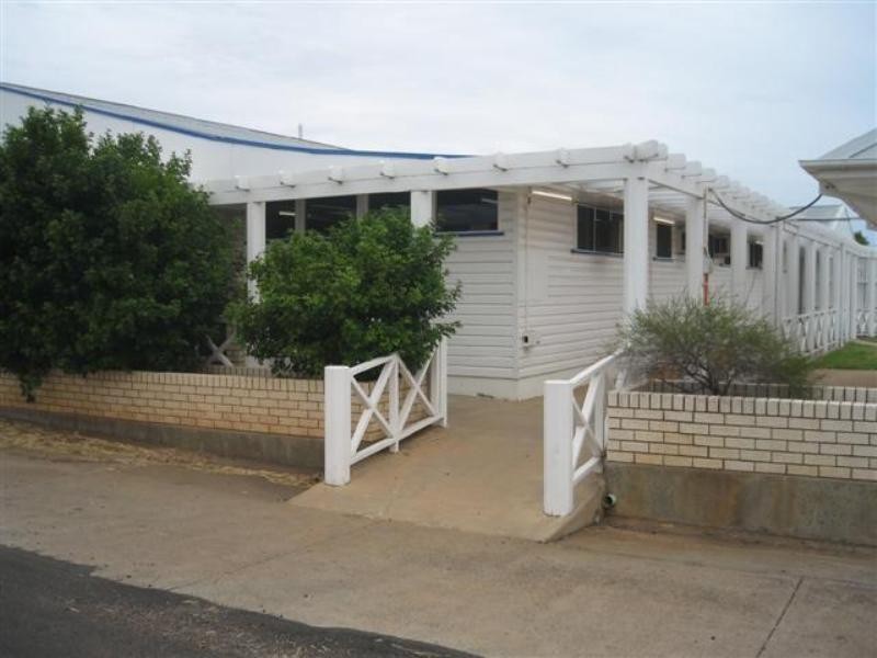 3 Fleming Drive, Roma QLD 4455