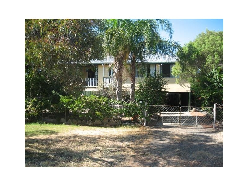 12 Phillip Street, Roma QLD 4455