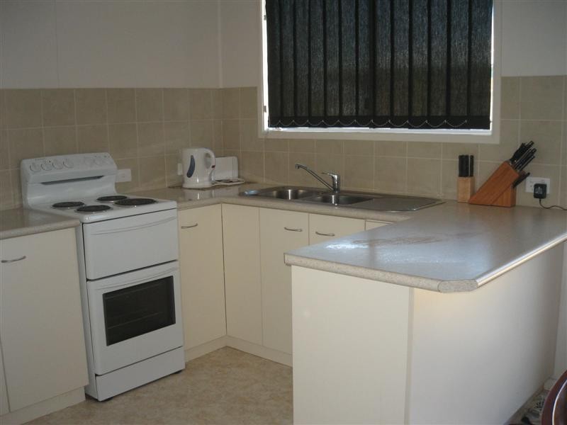 30 Hoffman Street, Roma QLD 4455