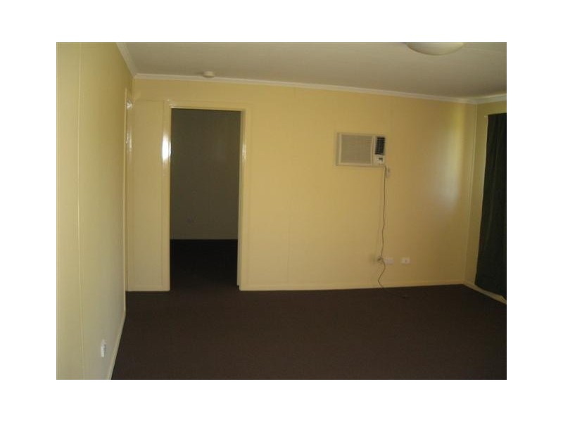 108 Northern Road, Roma QLD 4455