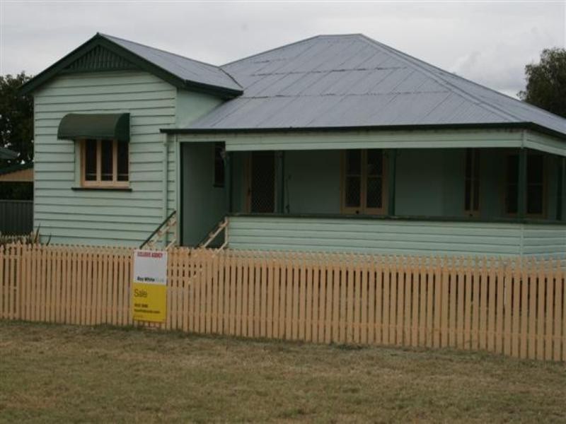 24 Mayne Street, Roma QLD 4455