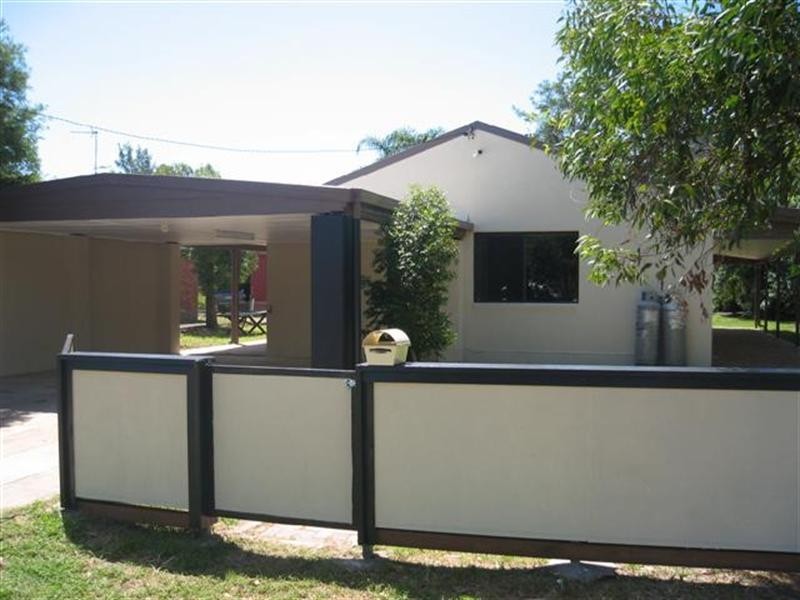 21 Alexander Avenue, Roma QLD 4455