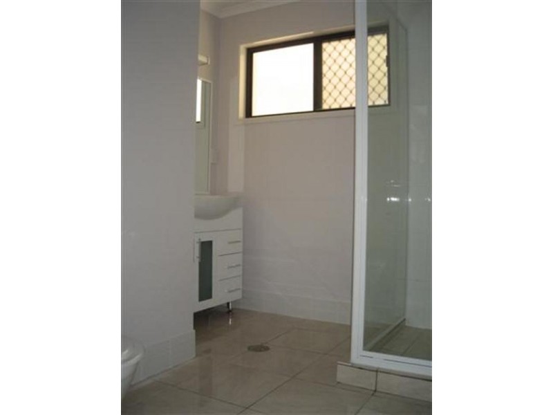 21 Alexander Avenue, Roma QLD 4455