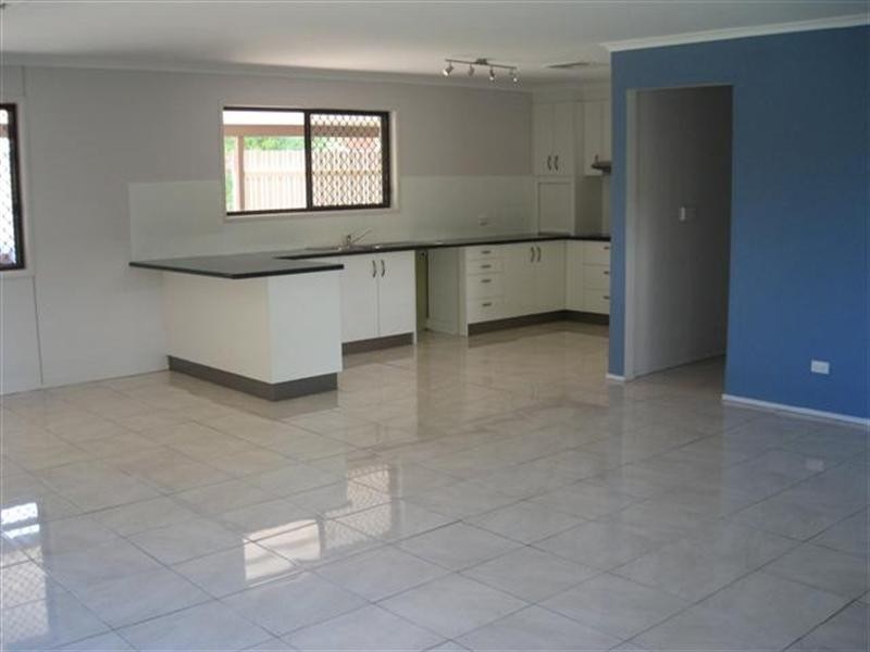 21 Alexander Avenue, Roma QLD 4455