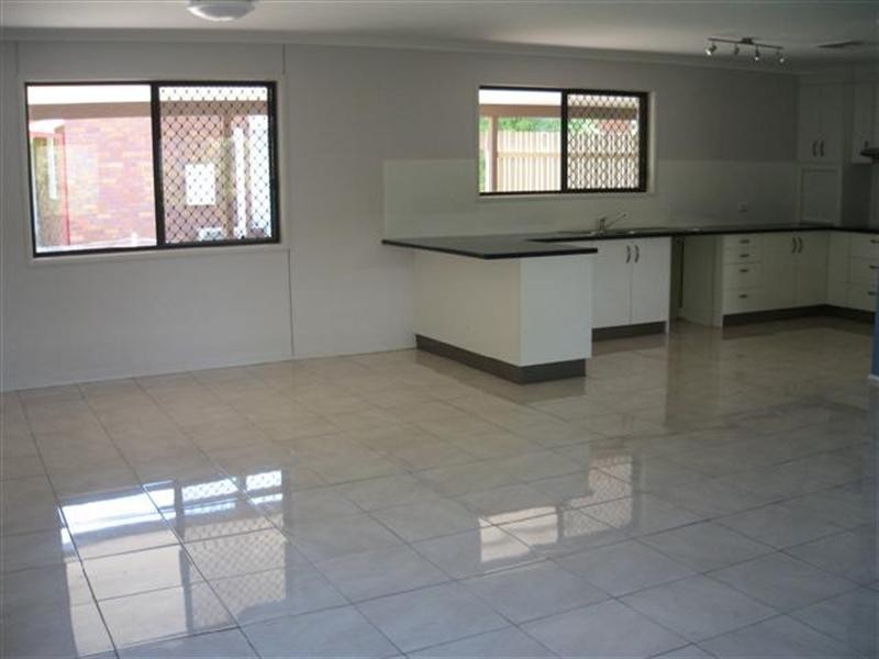 21 Alexander Avenue, Roma QLD 4455