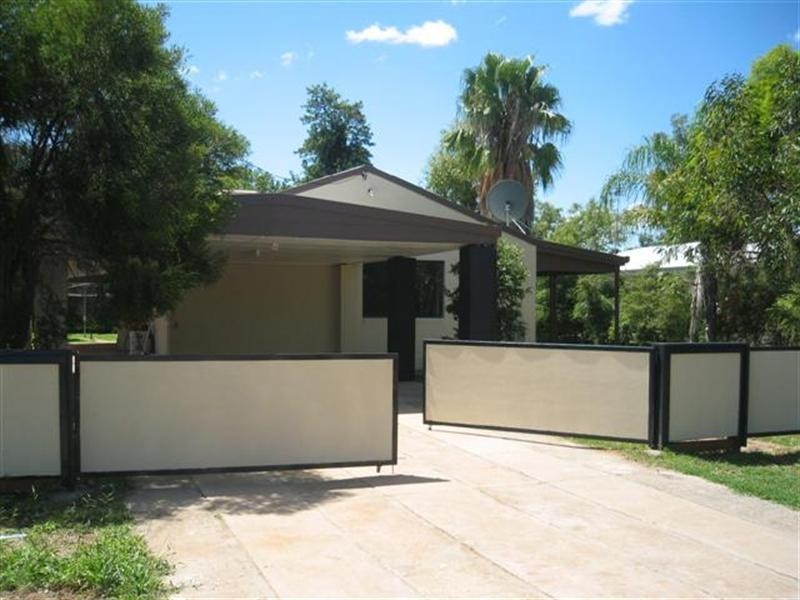 21 Alexander Avenue, Roma QLD 4455