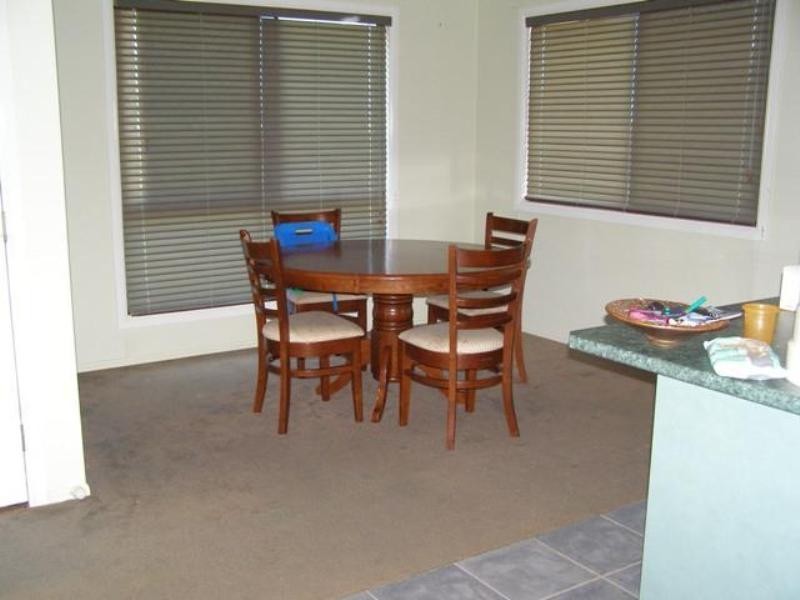 30 Alex Parade, Roma QLD 4455