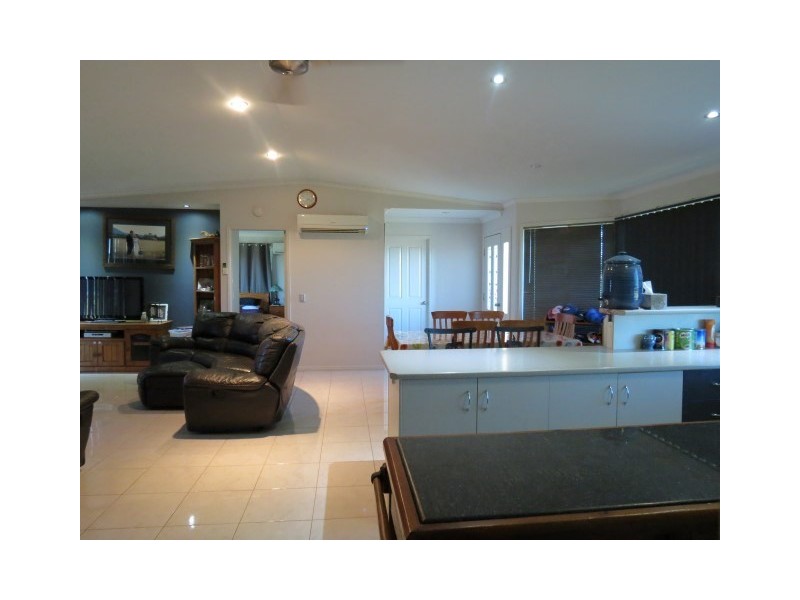 214 Bourne Drive, Roma QLD 4455