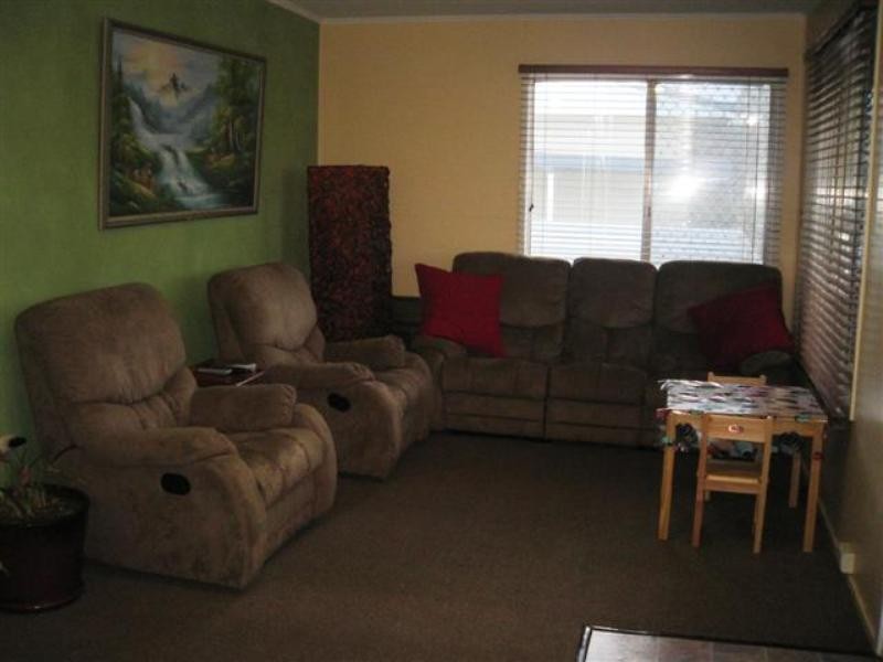 44 Elmer Street, Roma QLD 4455