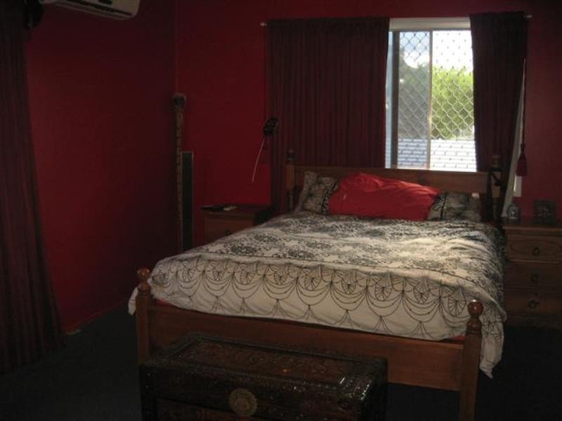 44 Elmer Street, Roma QLD 4455