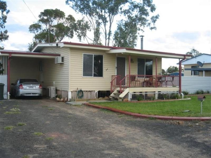 44 Elmer Street, Roma QLD 4455